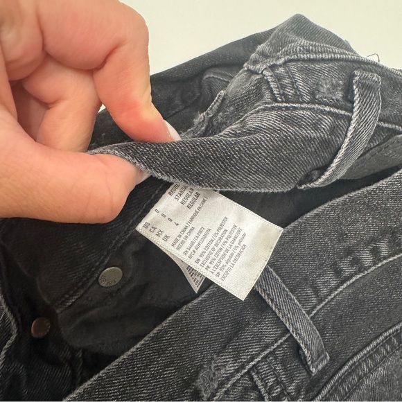 American eagle black gray distressed mom Jean size 0 - Picture 6 of 11